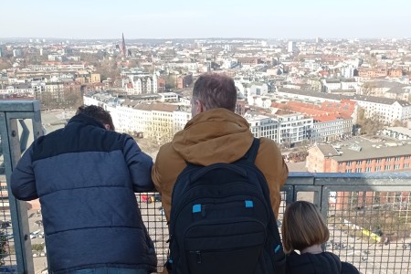 Marc-Oliver mit seinen beiden Kindern.