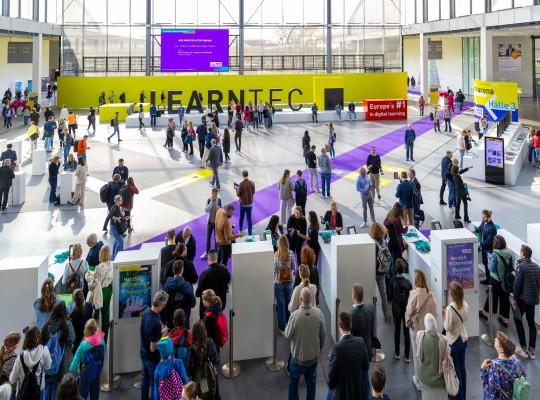 Der gemeinsame Eingangsbereich der NWE und der parallel stattfindenden LEARNTEC
