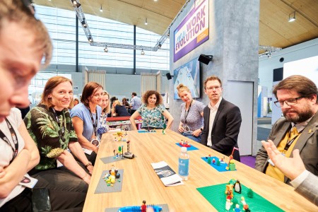 Lego Serious Play im Praxistest - New Work Evolution